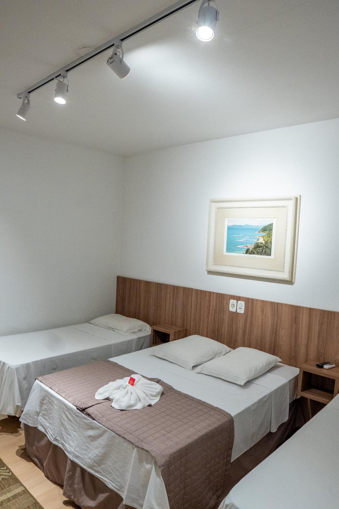 Inn Raul's 3*